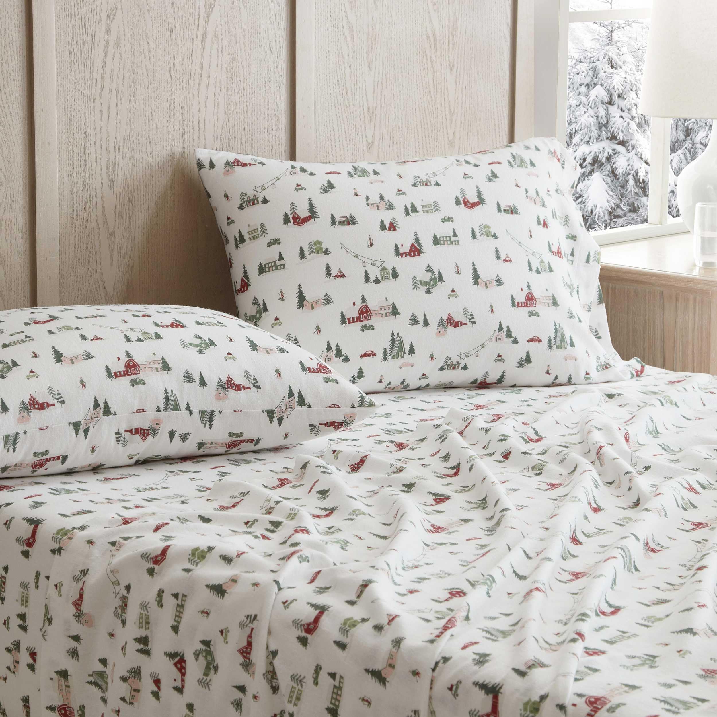 Martha Stewart - Flannel Sheets King Size, Anti-Pilling & Wrinkle Resistant Cotton, Touchably Soft for All-Season Comfort - Bed Sheets with Matching Pillowcases & Fitted Sheet (Ski Village Green)