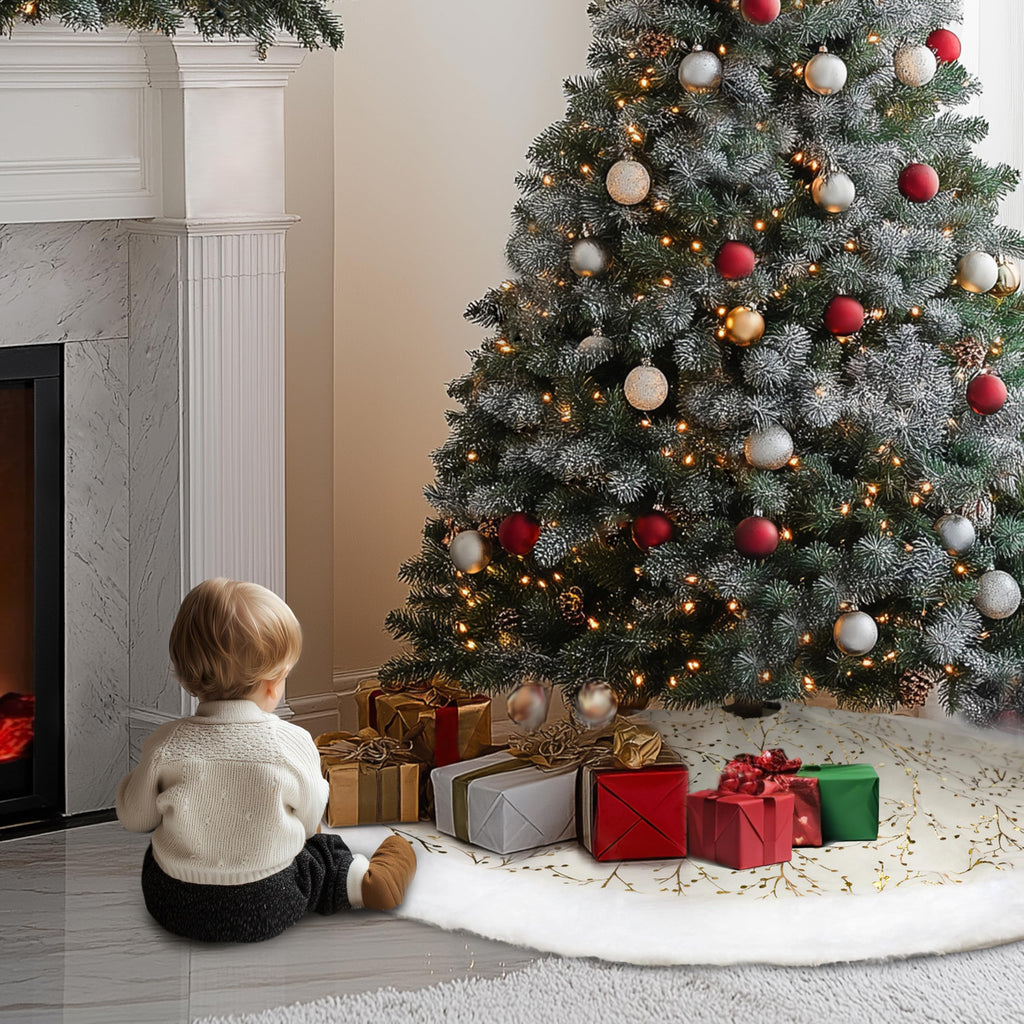 SYITCUN Christmas Tree Skirt, 48inch White and Gold Tree Skirt, Faux Fur Xmas Tree Skirt for 4 5 6 7 8 9 Ft Christmas Trees, Thicker Plush Christmas Tree Decorations