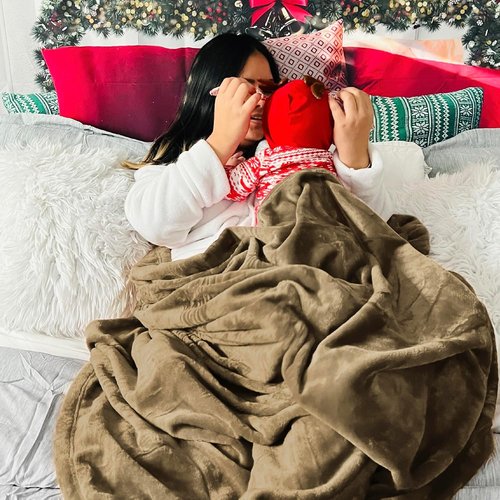 Bedsure GentleSoft Fleece Throw Blanket - Soft, Lightweight Plush Cozy Blanket for Couch & Bed | 50x60 Inches, Camel