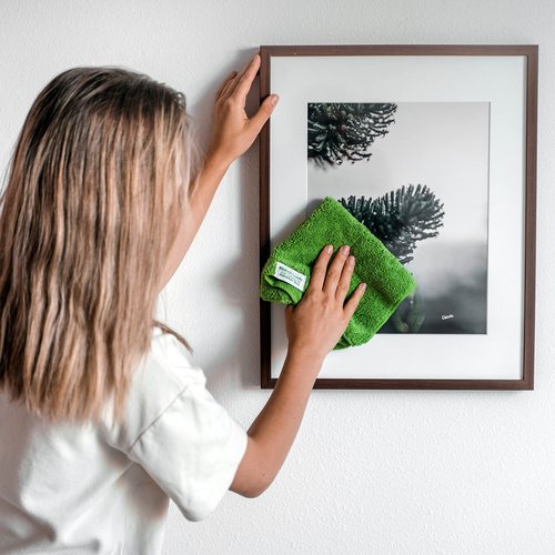 Nano Towels Cleaning Cloths - Cleans with Only Water - Wipes Away Dust, Spills & Grime Instantly Without Chemicals Paper Or Microfiber Supplies. Kitchen, Bathroom, Glass 14x14” 4-Pack Green