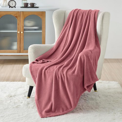Bedsure GentleSoft Fleece Blanket - Lightweight Plush Cozy Twin Size in Dusty Rose, 60x80 Inches