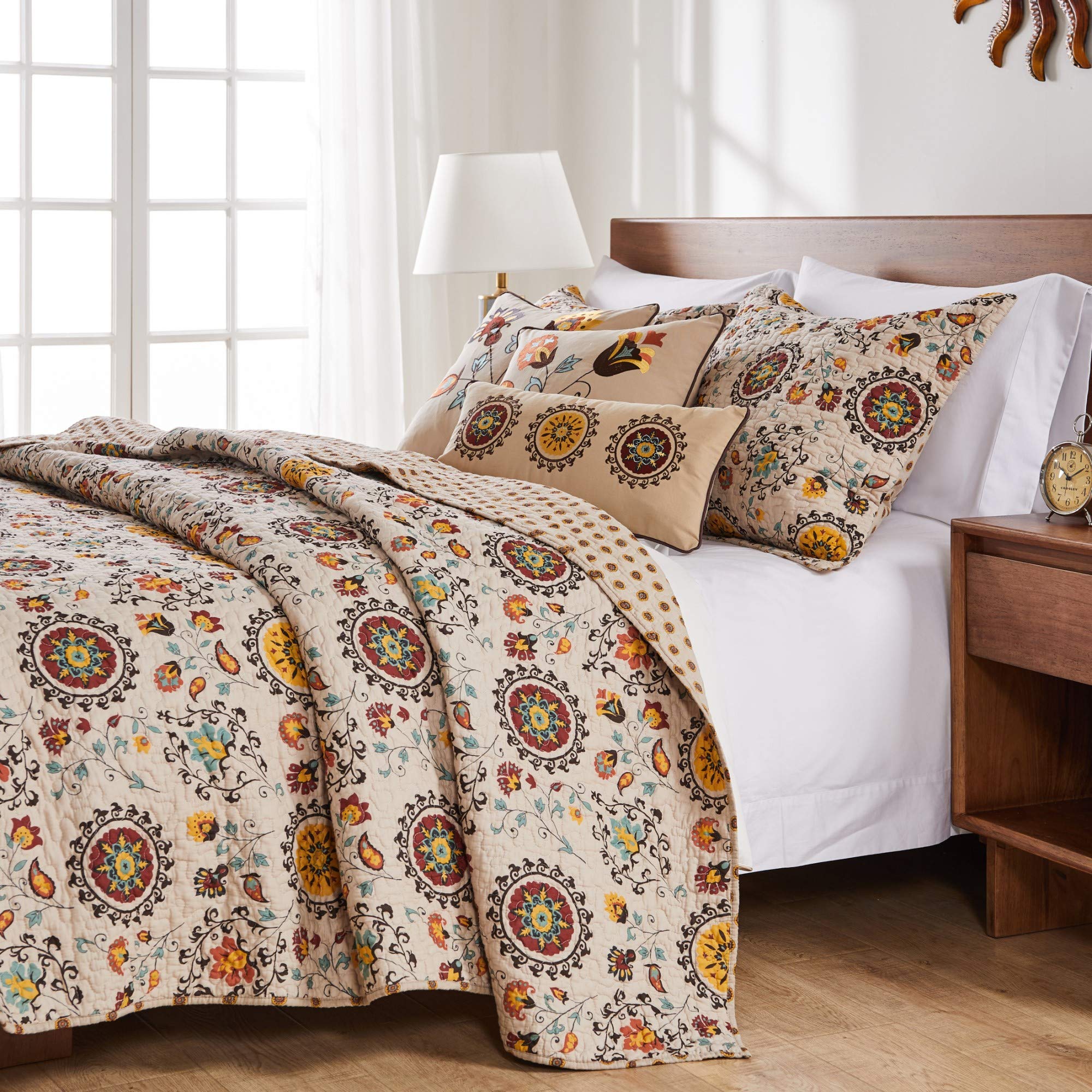 Greenland Home Andorra 100% Cotton Reversible Suzani Quilt Set, Full/Queen (3 Piece)