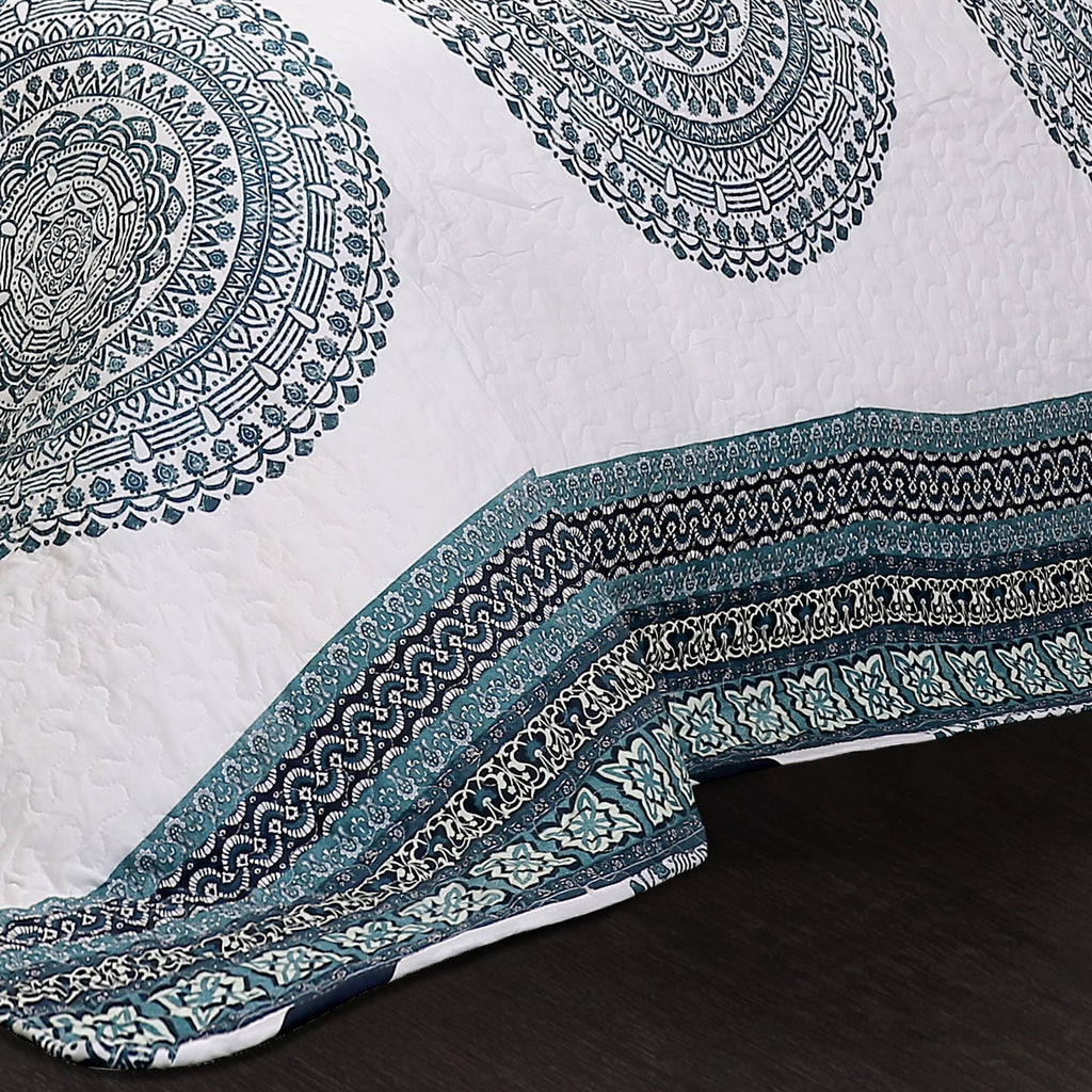 Lush Decor Shaila Medallion Quilt | Mandala Print Reversible 3 Piece Bedding Set - King - Blue