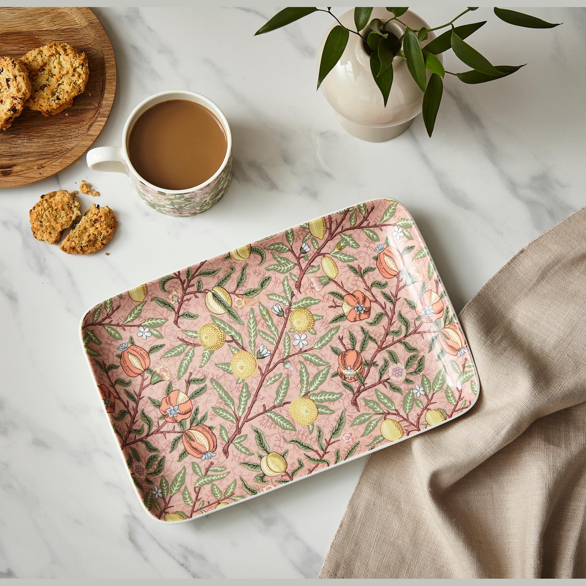 Spode's Morris & Co - 12" Serving Tray | Citrus Fruit Design | Made of Porcelain | Dishwasher and Microwave Safe | Kitchen Centerpiece | for Serving Tea, Dessert, and Main Courses