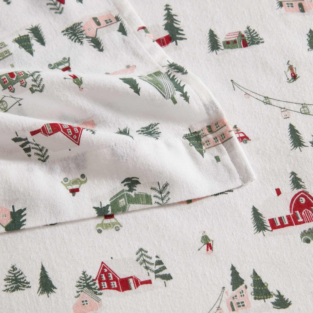 Martha Stewart - Flannel Sheets King Size, Anti-Pilling & Wrinkle Resistant Cotton, Touchably Soft for All-Season Comfort - Bed Sheets with Matching Pillowcases & Fitted Sheet (Ski Village Green)
