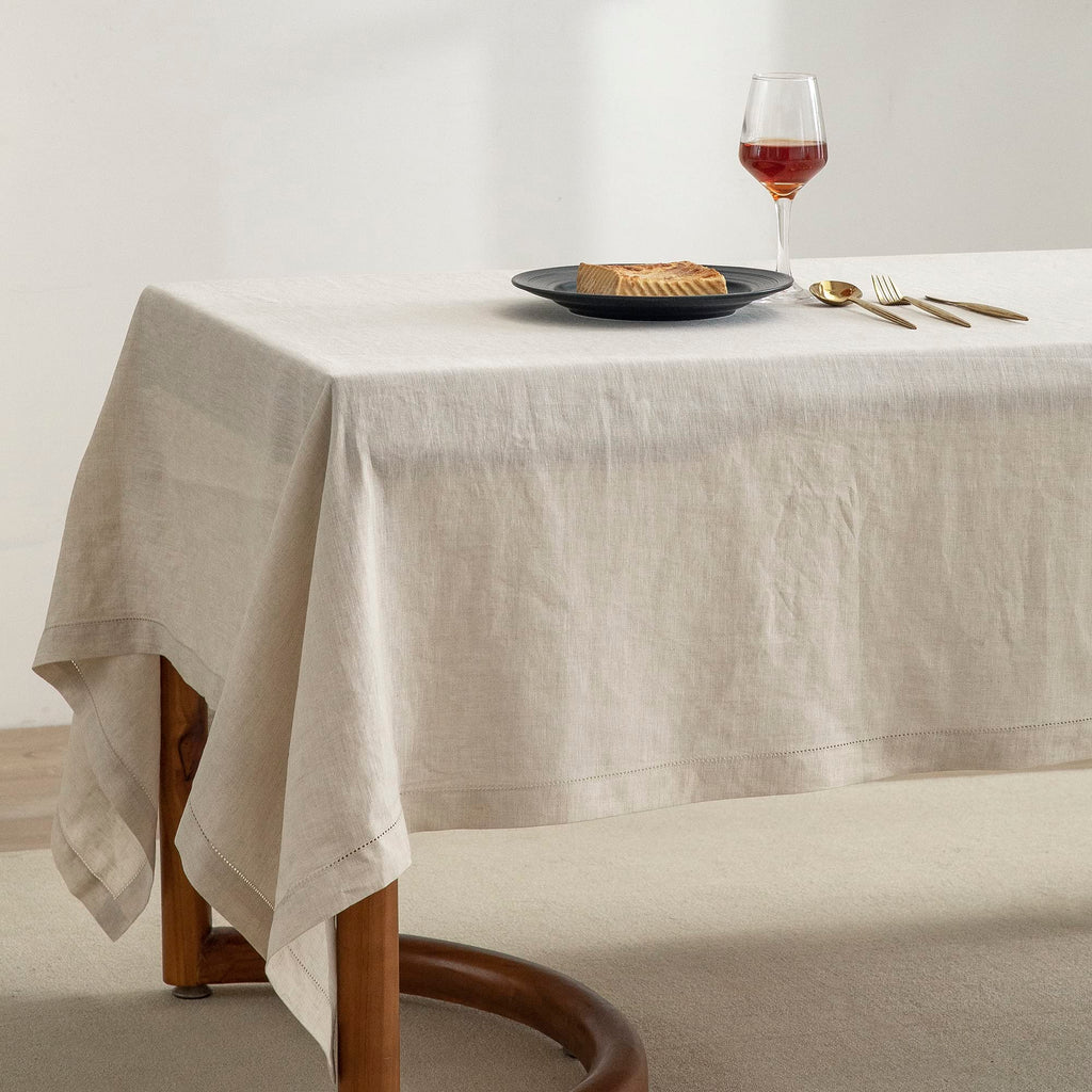 EVERLY Pure Linen Hemstitch Tablecloth,100% Stonewashed French Linen tablecloths for Kitchen Dining Rectangle Tables,60x108Inch Machine Washable Christmas Thanksgiving Organic Tablecloth-Natural Linen