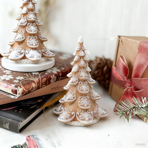 Cynkeyee Gingerbread Christmas Decorations - Collectible Tree Figurines | Festive Table Centerpiece 3.5x3x5.5 Inch