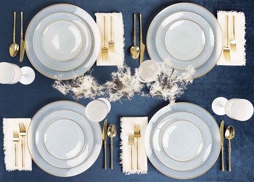 PARTY BARGAINS Plastic Plates with Gold Rim, 64-Pack Hammered Transparent White Disposable Party Plates, 7″ Appetizer & 10″ Dinner Plates for Weddings, Parties & Events