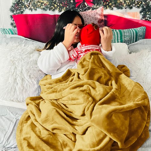 Bedsure GentleSoft Fleece Blanket - Lightweight Plush Cozy Twin Size Yellow Blanket for Bed & Travel | 60x80 Inches