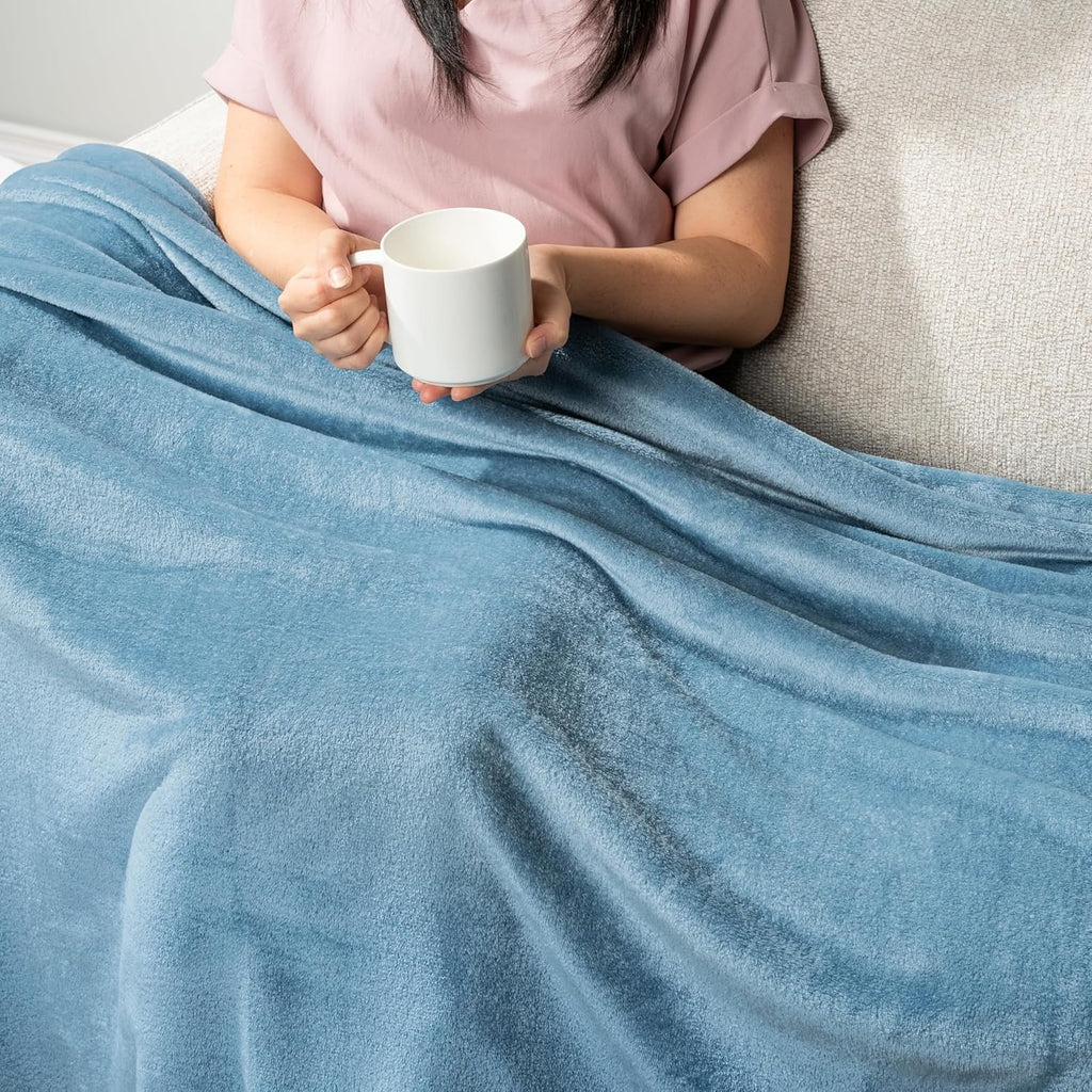 PAVILIA Dusty Blue Fleece Throw Blanket - Super Soft Flannel Sofa Blanket | Cozy 50x60" Plush Decor