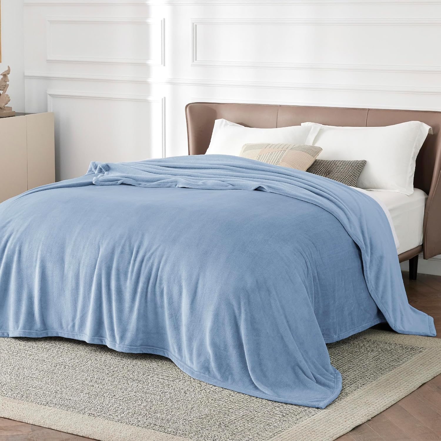 Bedsure GentleSoft Fleece Blanket - King Size Light Blue Plush Microfiber, 108x90 Inches for Cozy Comfort