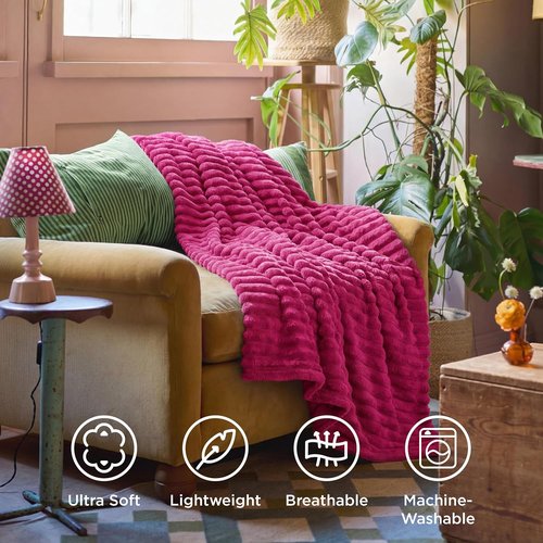 Bedsure GentleSoft Hot Pink Blanket - Cozy Soft Throw for Women & Girls, 50x60 Inches
