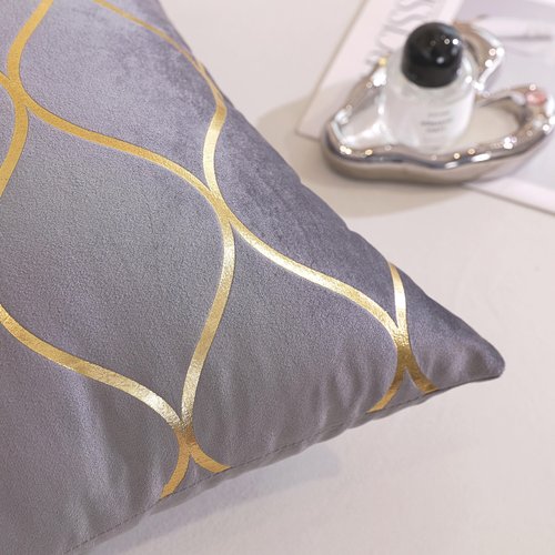 Gyulin Pack of 4 Gold Velvet Throw Pillow Covers 18x18 Inches Solid Square Pillow Covers Geometric Cushion Covers for Couch Sofa Home Bedroom Decor, White