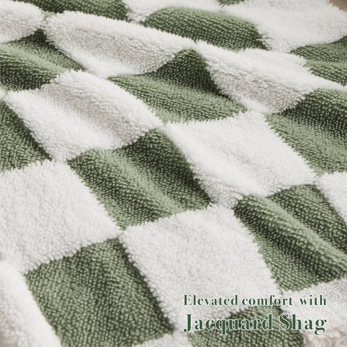 Ohocut Checkered Jacquard Shag Throw Pillow Covers, Pack of 2 Fluffy Sage Green Cute Decorative Aesthetic Soft Checerked Throw Pillow Cases for Couch Sofa Bedroom,18x18 Inch