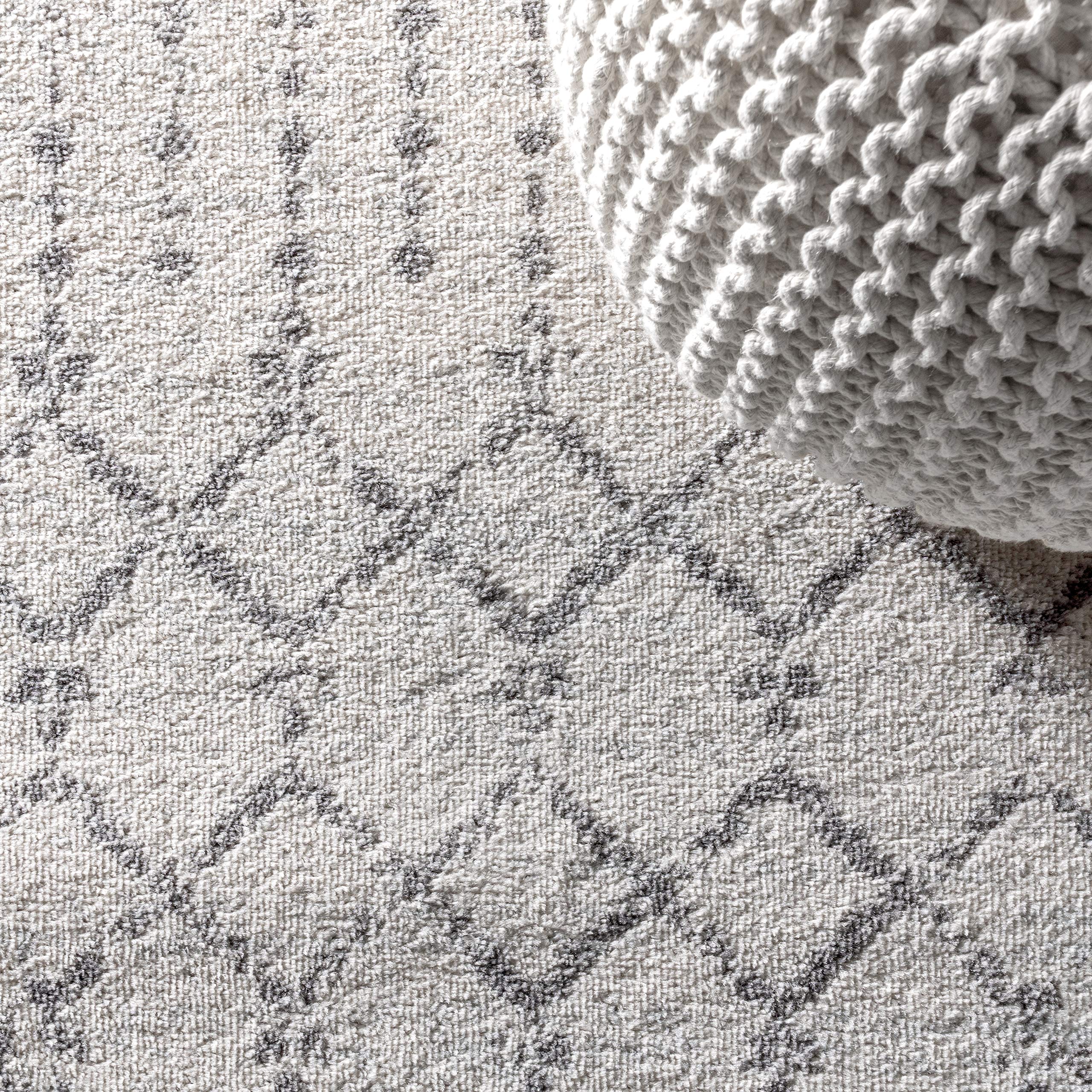 JONATHAN Y Boho Vintage Diamond Cream/Gray Square Area Rug 6X6 ft, Moroccan Hype for Living Room, Bedroom, Kitchen, Office, Easy-Cleaning, High Traffic, Pet-Friendly, Non-Shedding (MOH101B-6SQ)