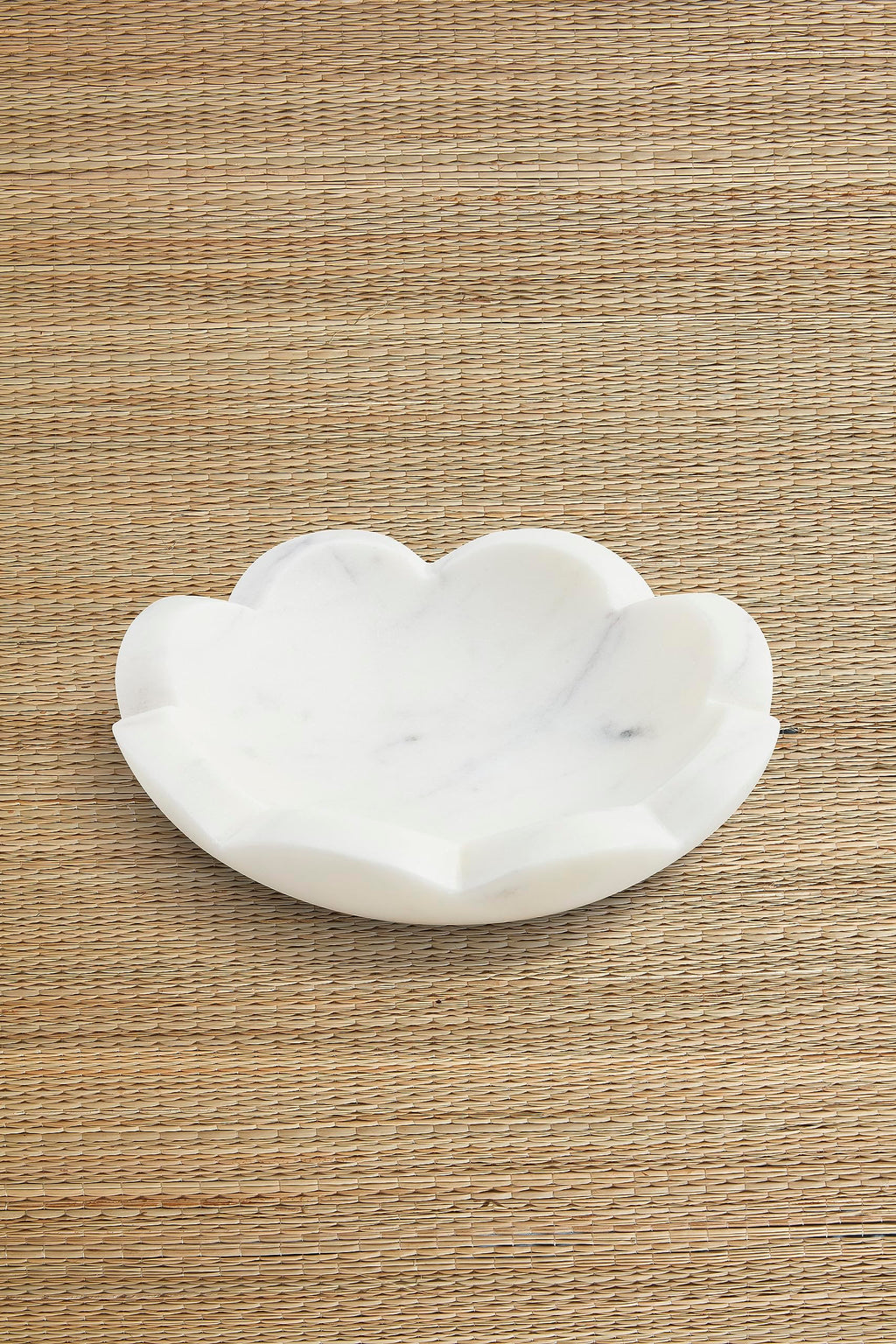 Mud Pie Scallop Marble Dish; 4.5" X 4.5"