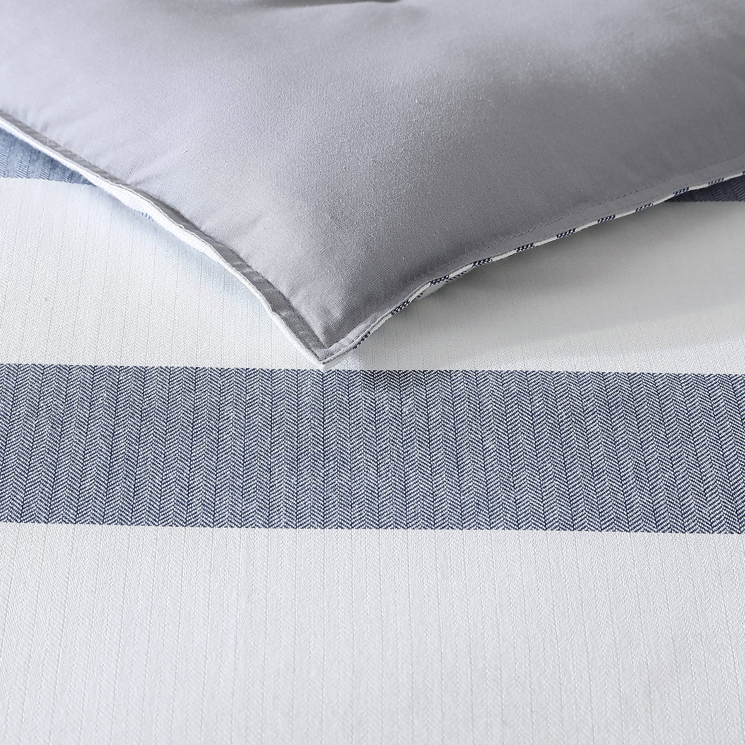 Nautica - Twin Comforter Set, Reversible Cotton Bedding with Matching Sham, Medium-Weight, Dorm Essentials, Oeko-Tex Certified (Fairwater Blue)