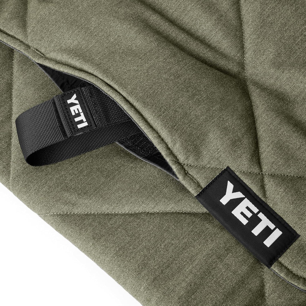 YETI Small Lowlands Blanket - Cozy Olive Green Outdoor Essential for Comfort and Warmth