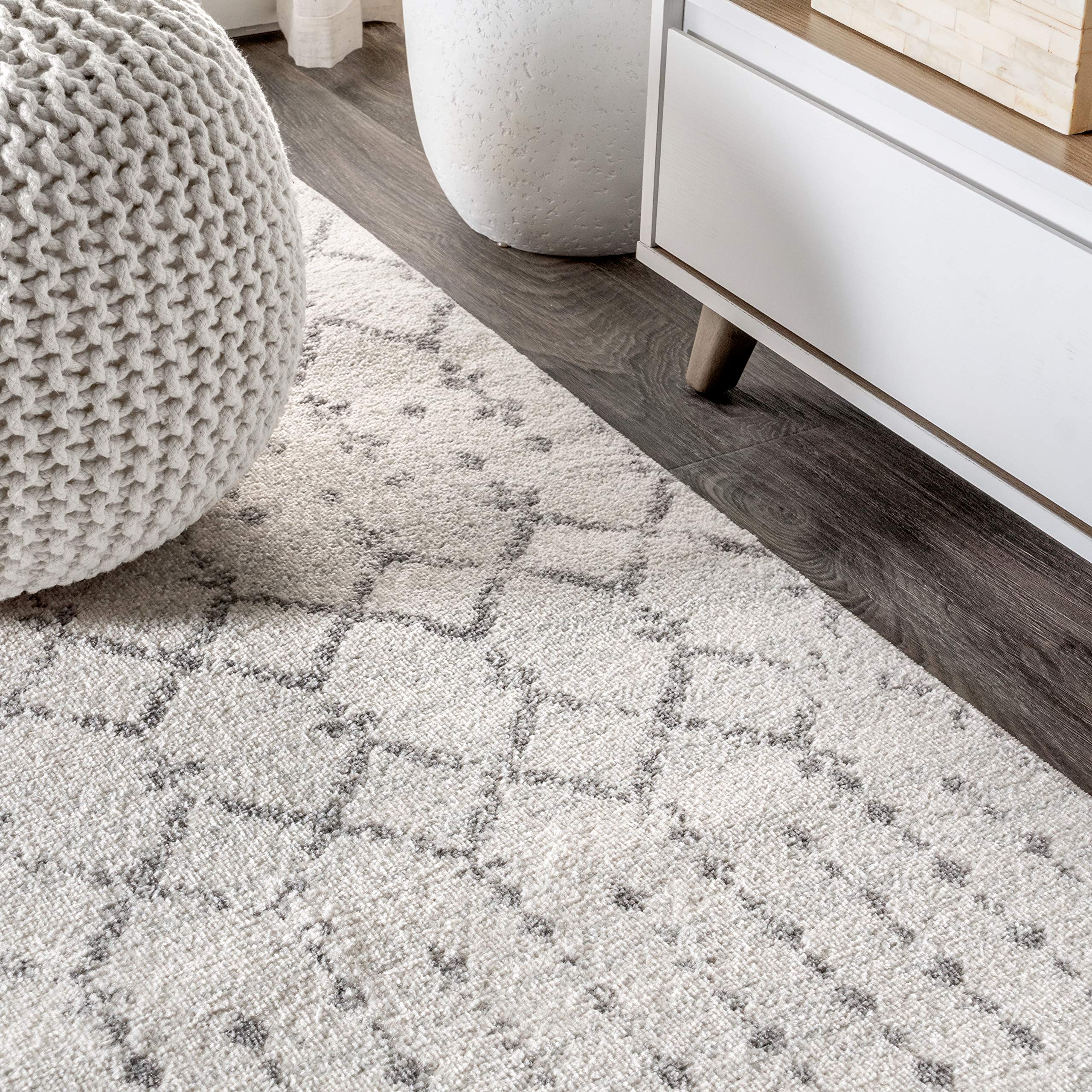 JONATHAN Y Boho Vintage Diamond Cream/Gray Square Area Rug 6X6 ft, Moroccan Hype for Living Room, Bedroom, Kitchen, Office, Easy-Cleaning, High Traffic, Pet-Friendly, Non-Shedding (MOH101B-6SQ)