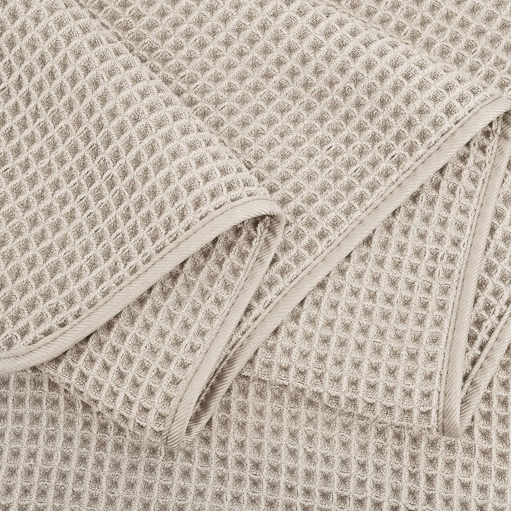 POLYTE Microfiber Bath Towels - Oversize Quick Dry, Lint-Free, 60 x 30 in, 4 Pack | Waffle Weave