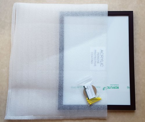 16x20 Mahogany Color Golf Flag Frame, Moulding brn-002, NEW Fairway Green Mat (holds 13x17 Masters Golf Flags; flag not incl) UPDATED JULY 2025