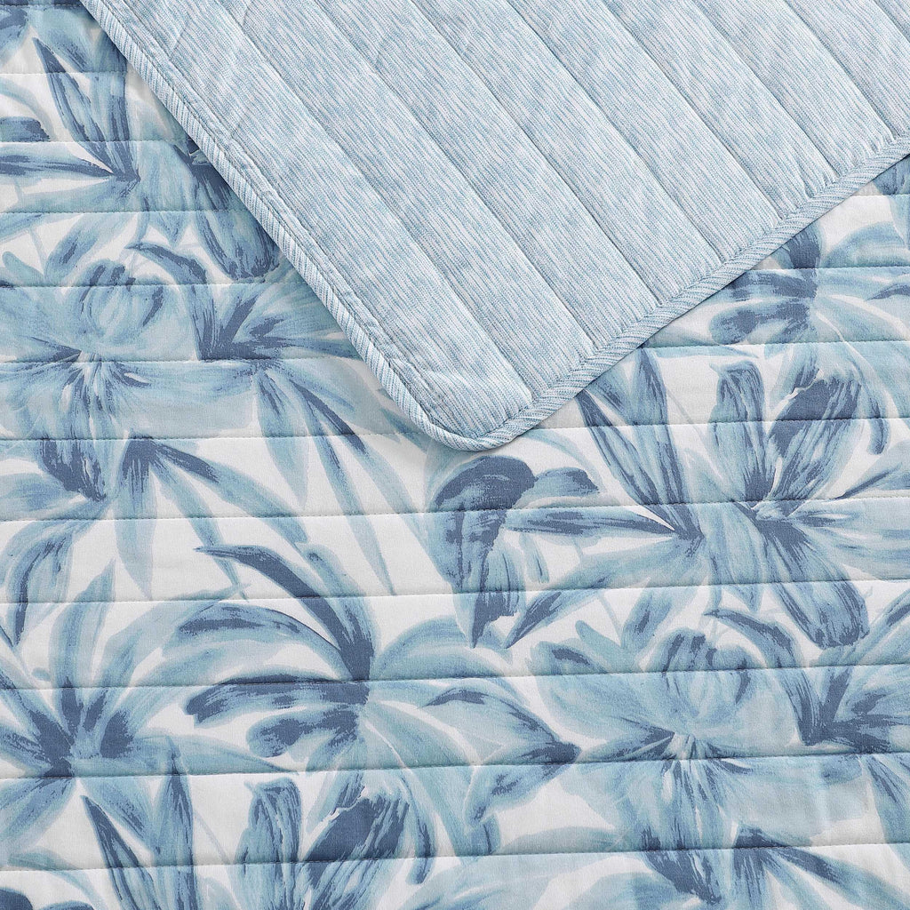 Tommy Bahama - King Quilt Set, Luxurious Bedding with Matching Shams, Coastal Inspired Room Essentials (Aubrey Blue, King)