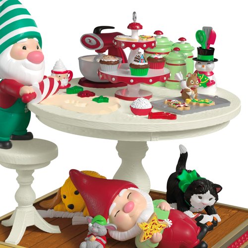 Hallmark Keepsake Christmas Ornament 2025, Baking Up Some Fun, Gifts for Friends and Family