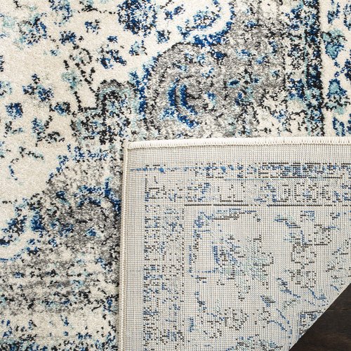 SAFAVIEH Area Rug 3x5 - Evoke Collection - Ivory & Grey, Shabby Chic Oriental Medallion Design, Non-Shedding & Easy to Clean, Ideal for Living Room, Bedroom, Dining Space (EVK220D)
