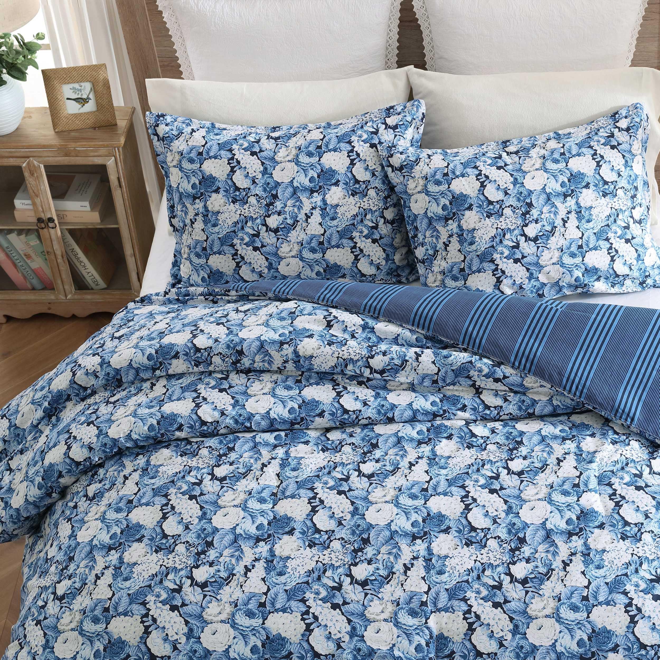 Laura Ashley - Queen Comforter Set, Soft Cotton Bedding, Medium Weight for Year Round Comfort, 3 Piece Bed Set with Matching Pillowcases (Sweet Memories Blue)