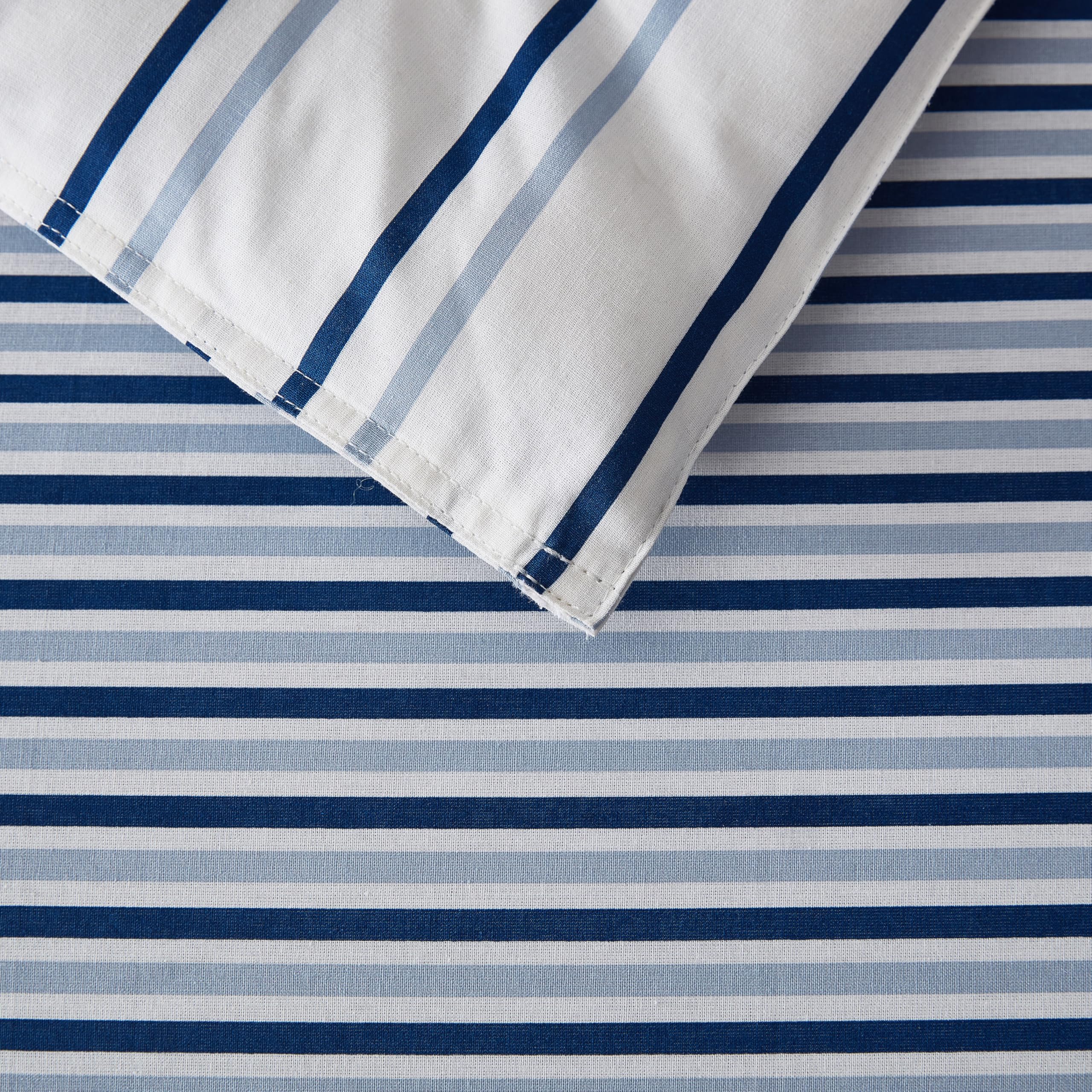 Eddie Bauer - King Duvet Cover Set, Luxuriously Soft Bedding with Matching Shams, Buttons & Corner Ties to Ensure Placement (Cooper Stripe Blue, King)