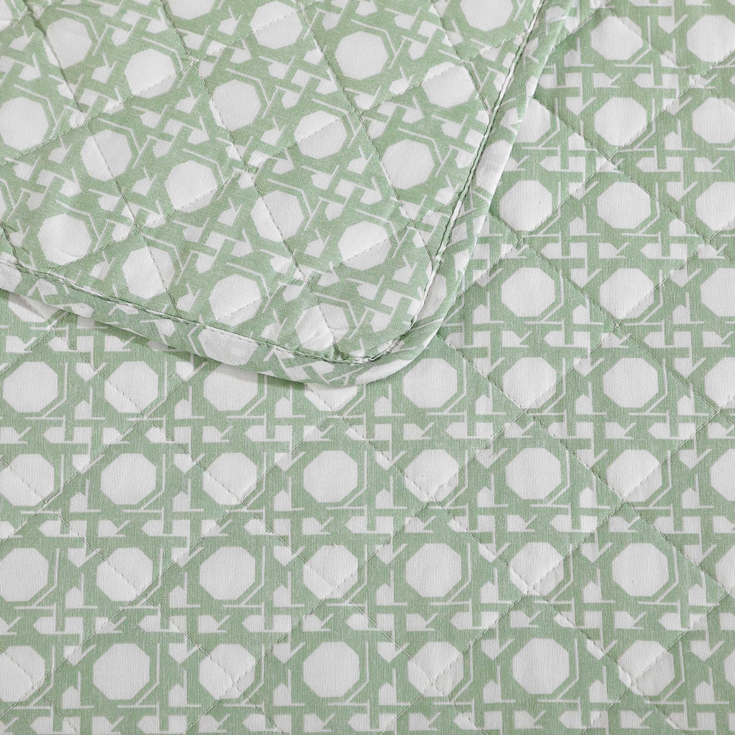 Tommy Bahama - King Quilt Set, Luxurious Bedding with Matching Shams, Coastal Inspired Room Essentials (Bahama Diamond Isle Green, King)