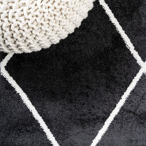 JONATHAN Y Cole Diamond Trellis Black/White Runner Rug 2x10, Modern,Contemporary,Geometric,Casual, Easy-Cleaning for Living Room,Bedroom,Kitchen,Pet Friendly,Non-Shedding (SEU102A-210)