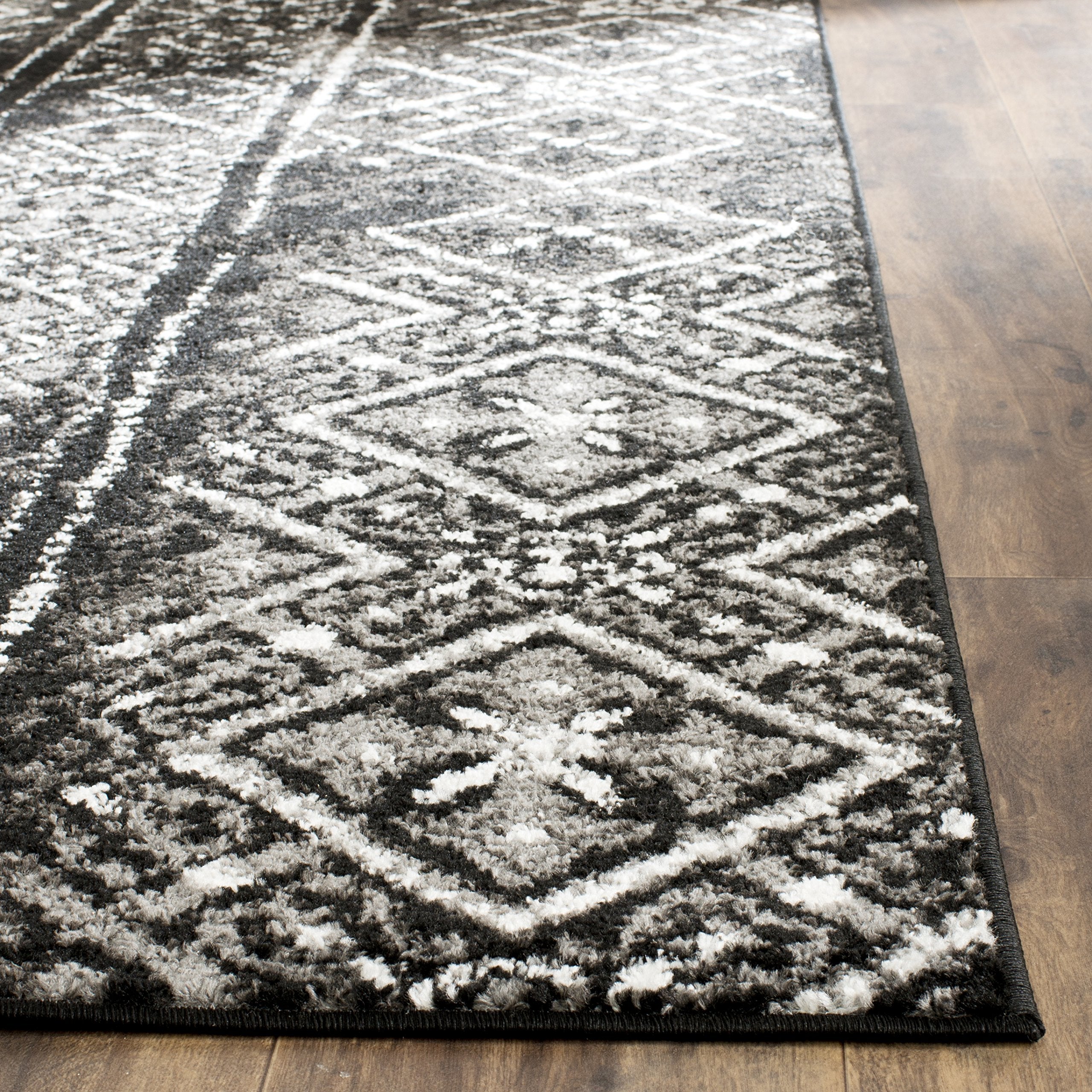 SAFAVIEH Adirondack Collection Area Rug - 4' Square, Black & Silver, Moroccan Boho Distressed Design, Non-Shedding & Easy Care, Ideal for High Traffic Areas in Living Room, Bedroom (ADR111C)